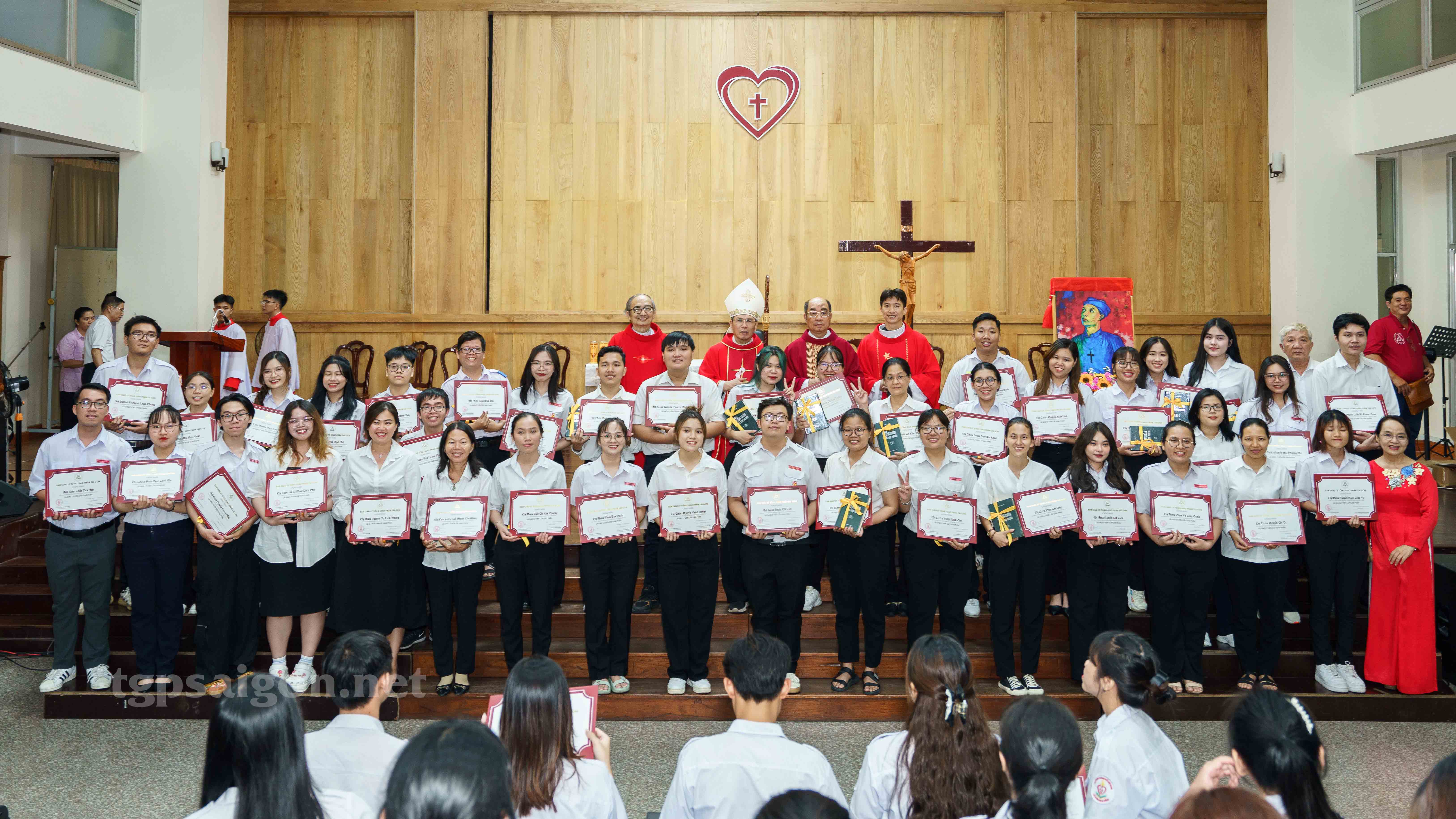 Tốt nghiệp giáo lý viên cấp giáo phận